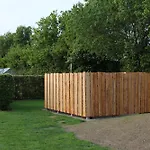 Campismo de Luxo Shelterliv Med Luksus, Naervaer Og Vildmarksbad Flemming