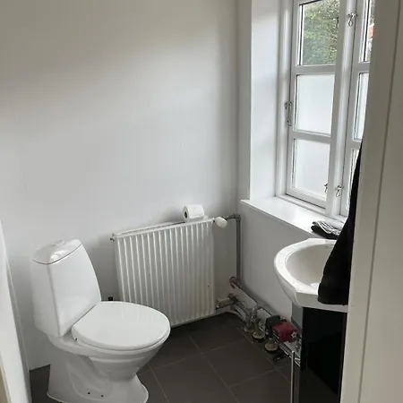 Shelterliv Med Luksus, Naervaer Og Vildmarksbad *